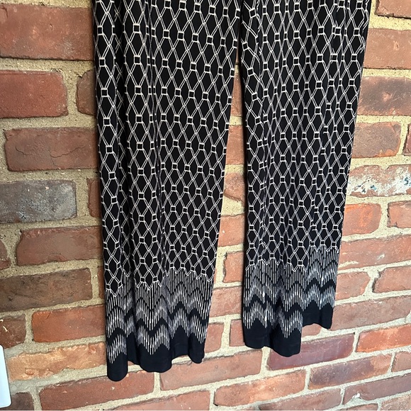 Chicos Travelers geometric print pull on size 2 / large - Picture 2 of 5